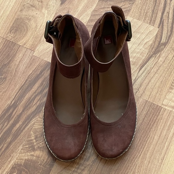 Hōgl Ankle Strap Chunky Heel - Picture 2 of 4